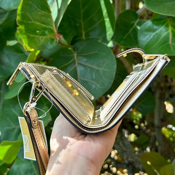 Michael Kors Voyager Drawstring Tote Bag Pearl Grey + Double Zip Wallet MK Gold - Picture 15 of 16